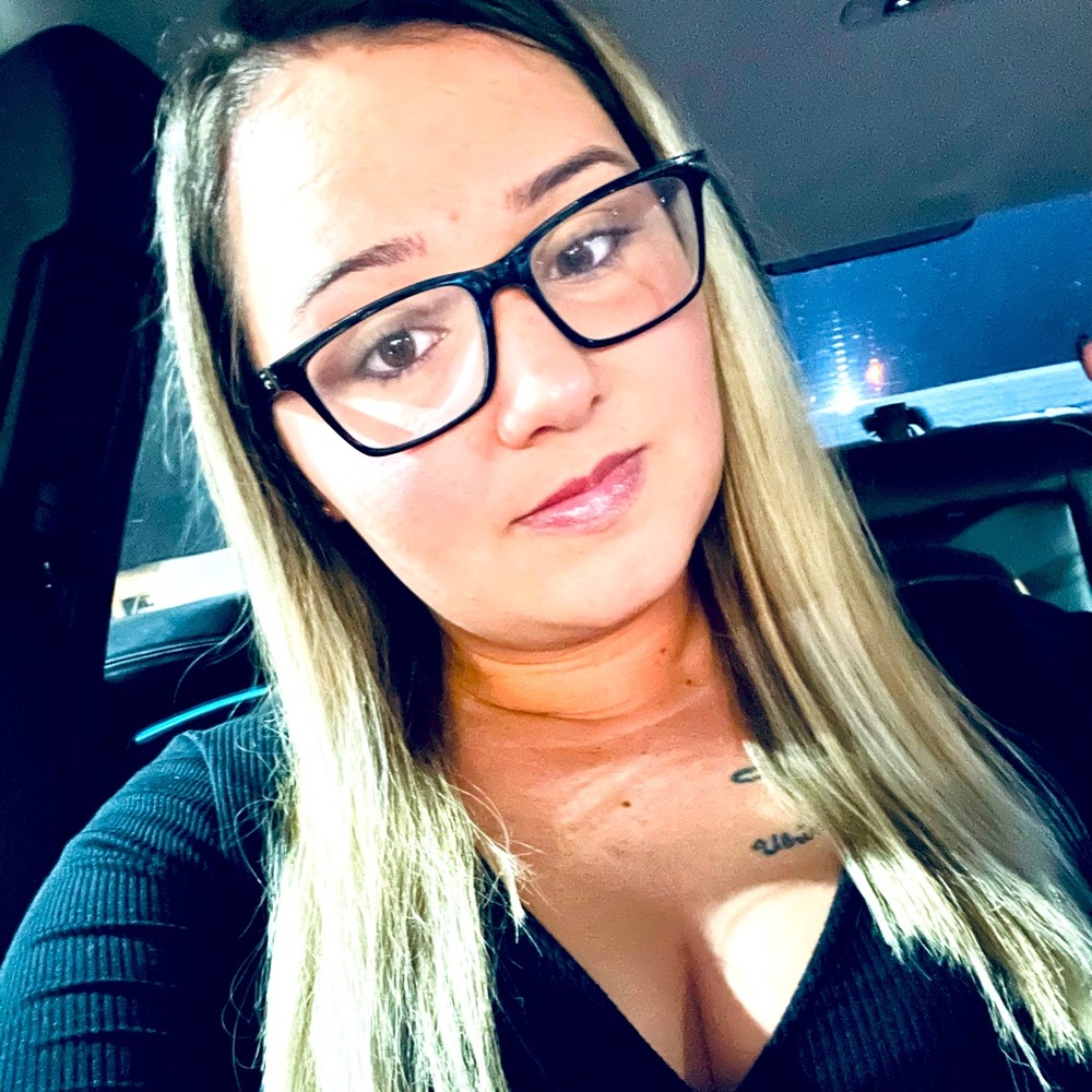 Meet your Posher, Destiney